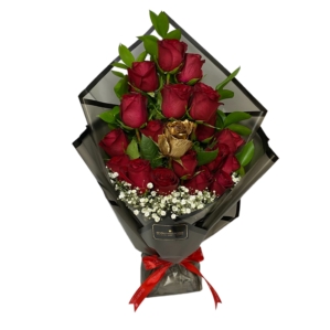 Red Gold Roses Hand Bouquet