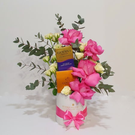 Pink Roses With Godiva Chocolates Hamper