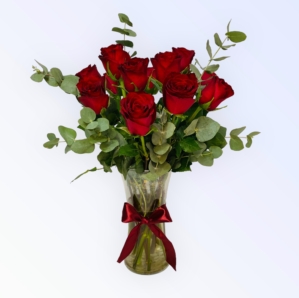 Red Roses in Hollywood Vase